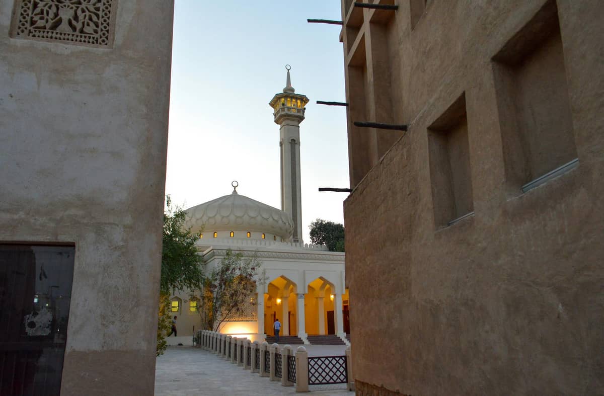 Explore Al Fahidi Historical Neighborhood